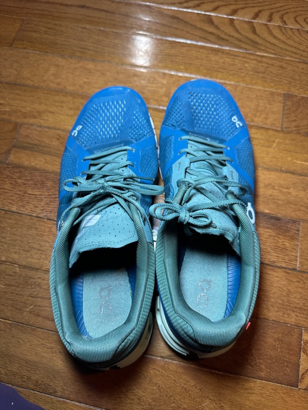 On Cloud CloudFlow Running shoes in Sea Petrol - M 9.5 - Picture 5 of 7
